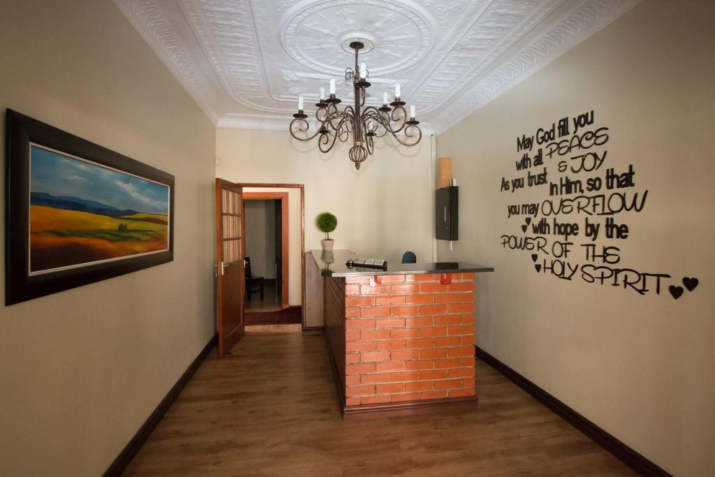 The Nightingale Guesthouse Bloemfontein Eksteriør bilde