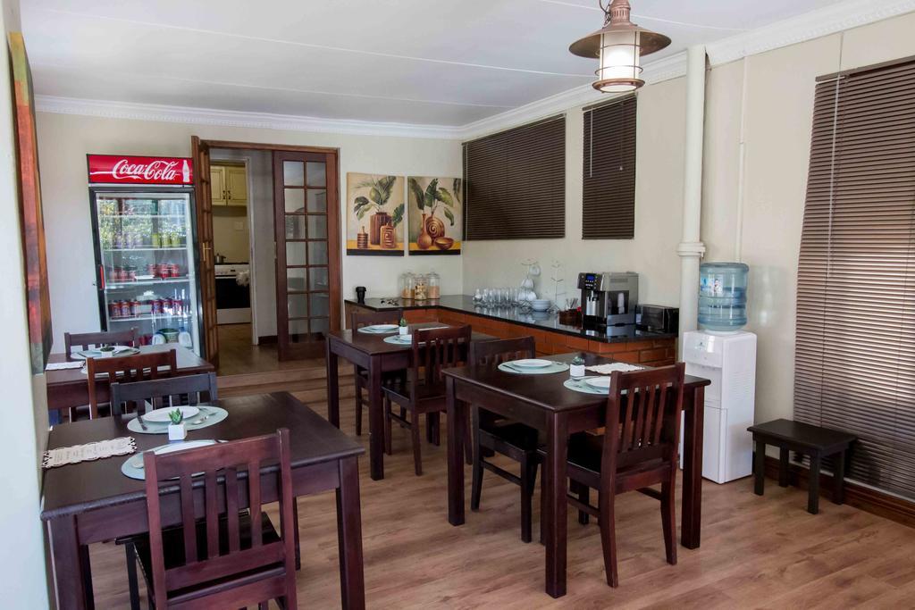 The Nightingale Guesthouse Bloemfontein Eksteriør bilde