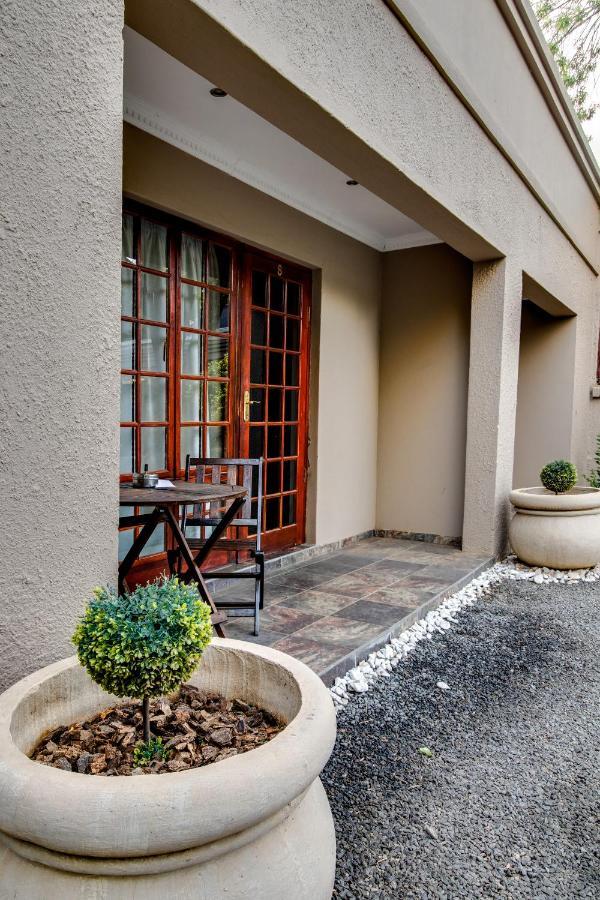 The Nightingale Guesthouse Bloemfontein Eksteriør bilde