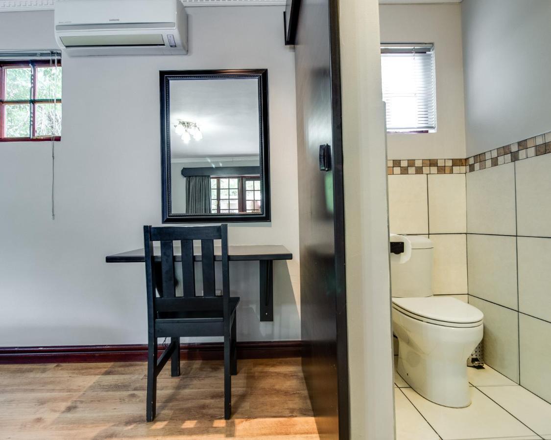 The Nightingale Guesthouse Bloemfontein Eksteriør bilde