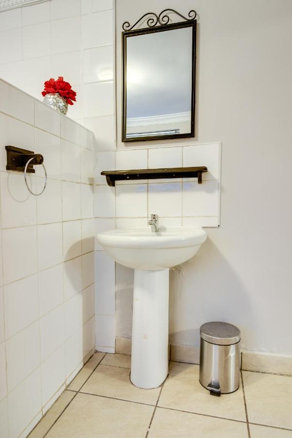 The Nightingale Guesthouse Bloemfontein Eksteriør bilde