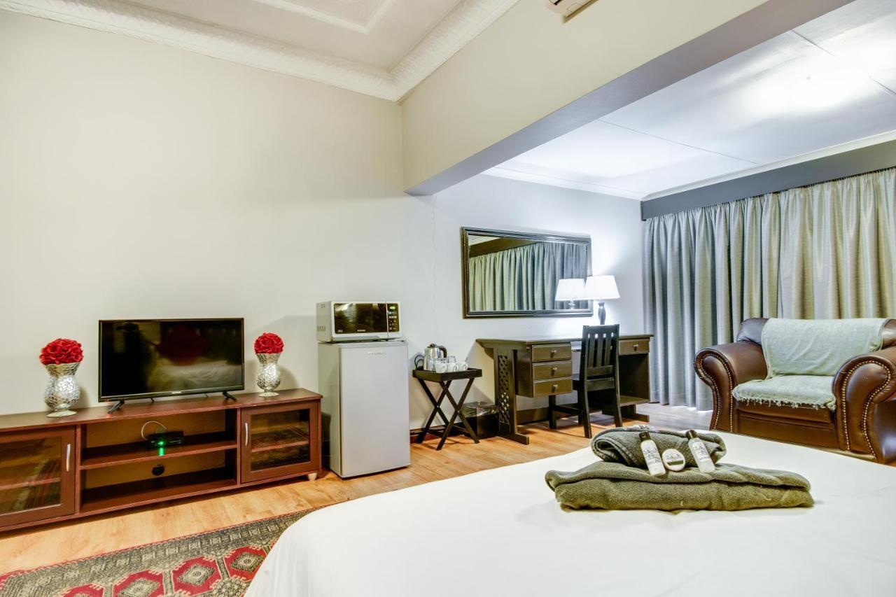 The Nightingale Guesthouse Bloemfontein Eksteriør bilde
